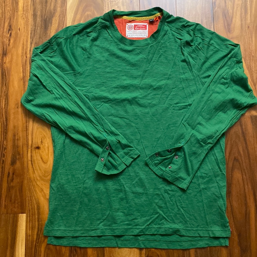 Robert Graham Freshly Laundered Shirt Crew Neck Long Sleeve Snap Cuffs XL